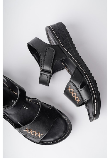 Muggo Salva Garantili Ortopedik Rahat Kalıp Deri Görünümlü Cırtlı Tek Bant Kadın Sandalet Siyah