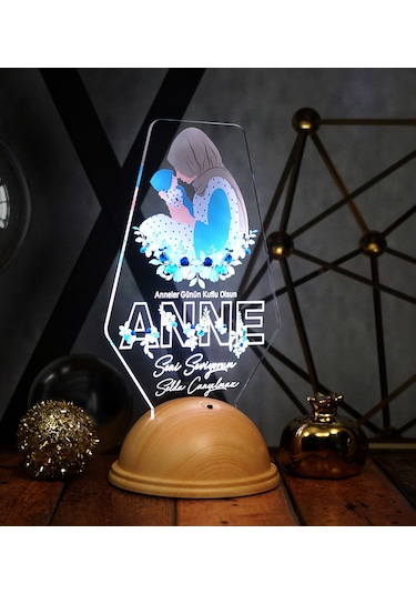 Tesettürlü Anneye Hediye Led Lamba, Anneler Günü İsimli Hediye