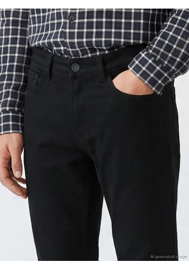 Lc Waikiki Siyah 760 Slim Fit Erkek Jean Pantolon