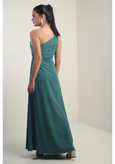 Kadın Tek Omuz Yan Pencere Detaylı Uzun Krep Saten Elbise-40843 Koyu Yeşil