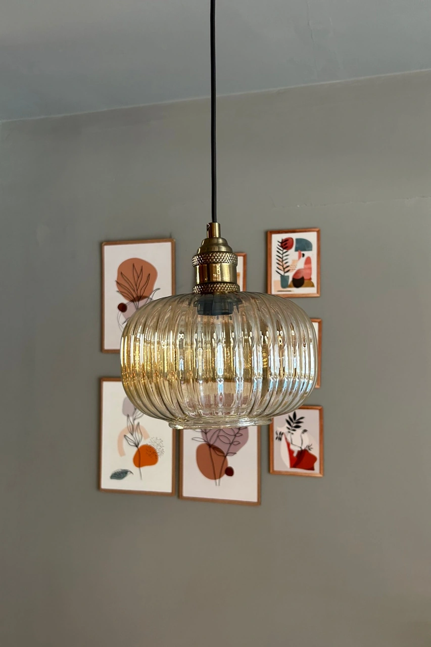 Mola Cam Bal Rengi Tekli Avize Lale Başlık Retro Sarkıt Lamba Restoran Salon Aydınlatma Bal