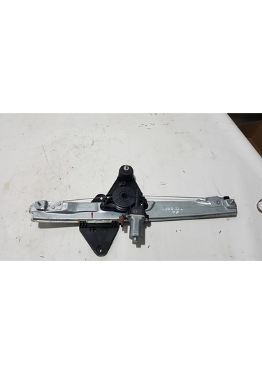 Dacia Sandero Iıı Sağ Ön Kapı Cam Krikosu Ürün Natural Kutu Oem No 807202815r