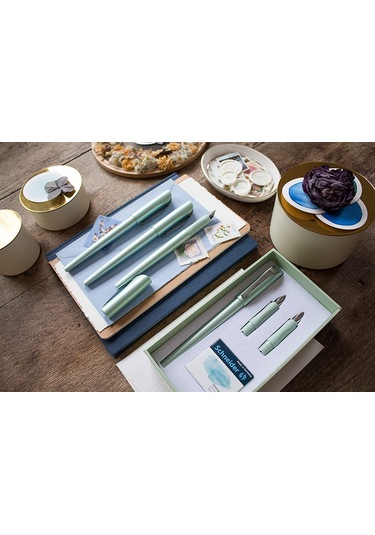 Schneider Kaligrafi Kalemi Callıssıma Kutusunda N11.5552