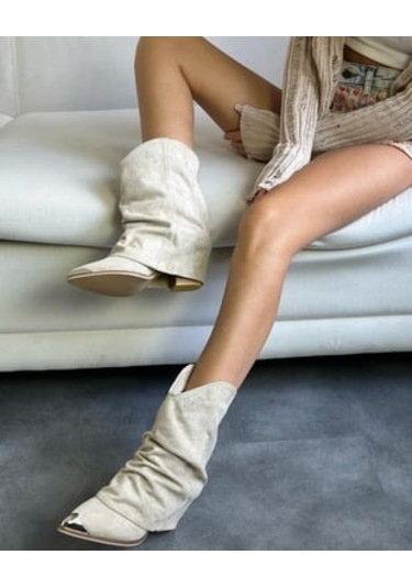 Beyaz London Önü Demir Detaylı Katlamalı Nubuk Kadın Kovboy Çizme Bej Bej