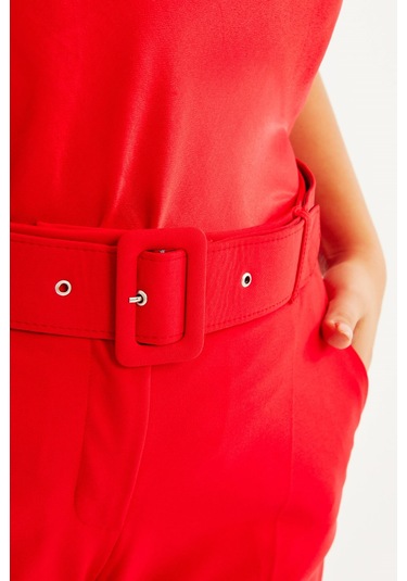 Cep Detaylı Kemerli Klasik Pantolon - Kırmızı