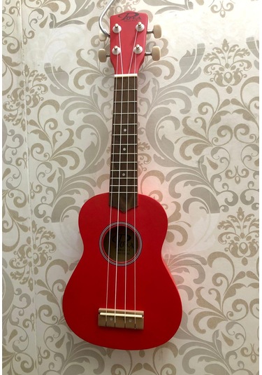 Puka Soprano Kırmızı Renk Ukulele