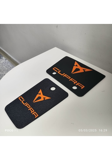 Cupra Formentor Bardaklık Ve Şarj Bölmesi Kapağı