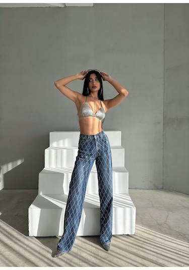 Kadın Koyu Mavi Renk Loose Fit Önü Starlight Parlak Taşlı Tasarım Denim Mavi