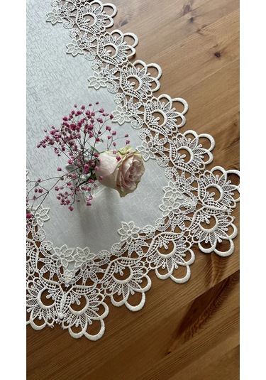 Best Price 34 Dekoratif Masa Örtüsü 320913863 Krem