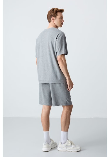 Tommy Life Gri Melanj Pamuklu Kalın Yumuşak Dokulu Oversize Fit Basic Erkek Şort Takım - 85257 GRİ MELANJ Tommy Life Gri Melanj Pamuklu Kalın Yumuşak Dokulu Oversize Fit Basic Erkek Şort Takım - 85257 GRİ MELANJ