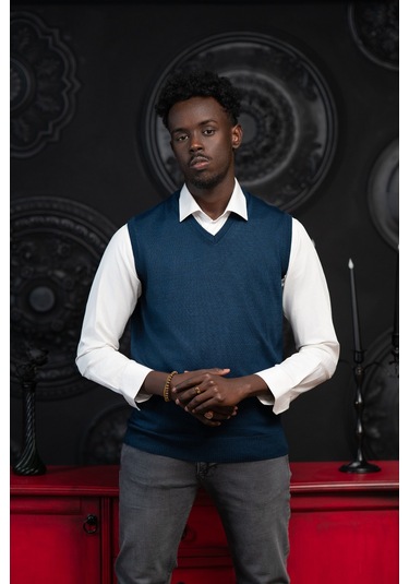 V Yaka Regular Fit Yünlü Kolsuz Triko Süveter İndigo