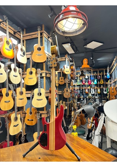 B04- Rd 4 Telli Aktif Bass Gitar Kırmızı Renk