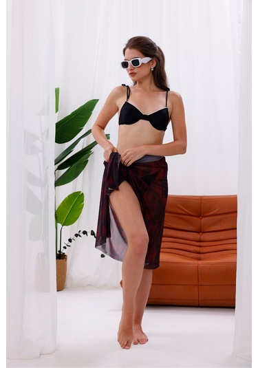 Tarzını Seç İç Gösterir Transparan Pareo - Kırmızı Sis Model 150x95 Cm Çok Renkli