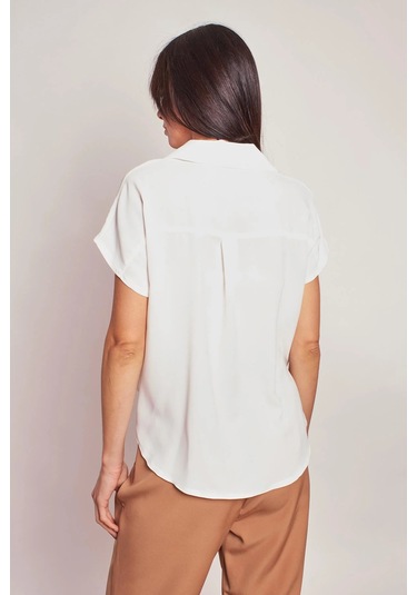 Likrasız Şık Kumaş Yakalı Düşük Omuzlu Önü Pileli Gömlek-krem Krem