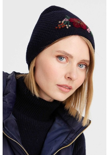 Desen Triko Kadın İşlemeli Yün Bere 22028 Koyu Lacivert