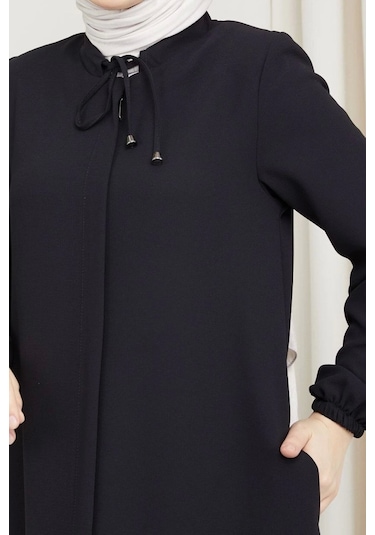 Salaş Kesim Yakası Bağcıklı Tesettür Ferace Siyah