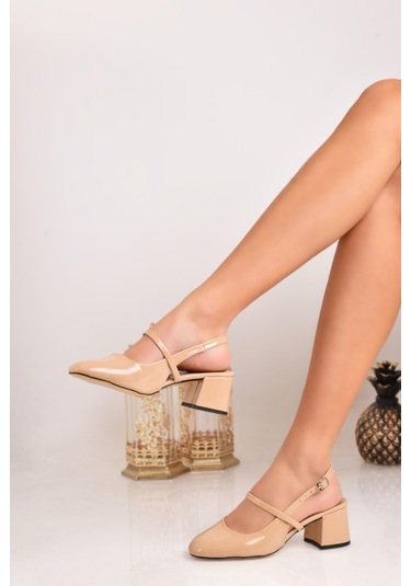 Kadın Rugan Klasik Topuklu Ayakkabı Bej
