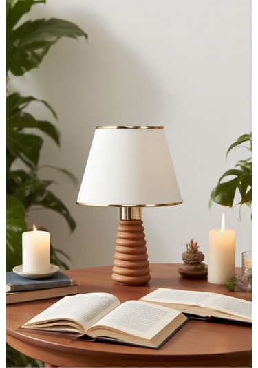 Ahşap Masa Abajuru Kumaş Başlık Dekoratif Masa Lambası Gece Lambası Açık Krem