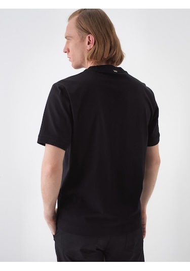 Xint Siyah Pamuk Dokulu Regular Fit Tişört 502243 Xint Siyah Pamuk Dokulu Regular Fit Tişört 502243