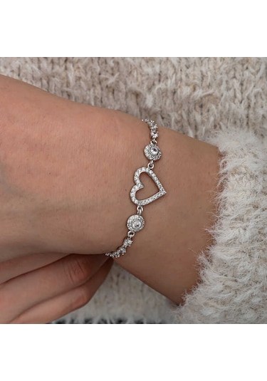 Artsmagazinmücevher Gümüş Zirkon Taşlı Kalpli Kadın Bileklik