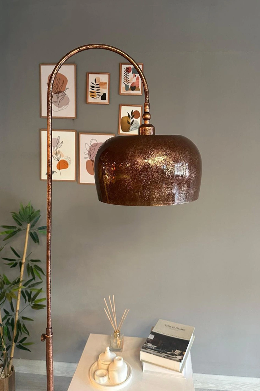 Patina Lambader Hareketli Başlık Modern Dekoratif Metal Oturma Odası Çalışma Odası Zemin Lambası Bakır