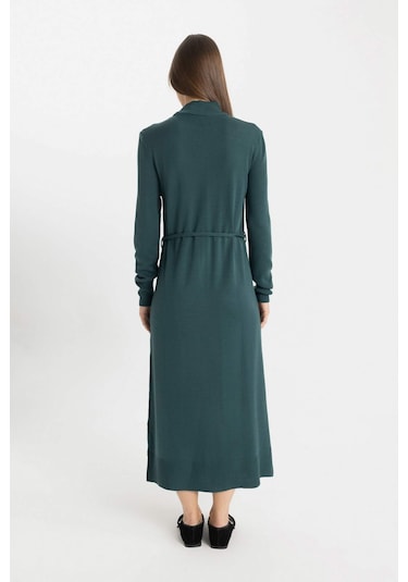 Defacto Regular Fit Yarım Balıkçı Yaka Basic Düz Yırtmaçlı Uzun Kollu Maxi Triko Elbise A9807AX24WNGN956 Yeşil