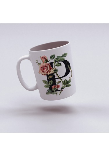 P Baş Harf Kırmızı Güller İle Sarılı Bardak 330 Ml Kişiye Özel Çiçekli Hediye Beyaz