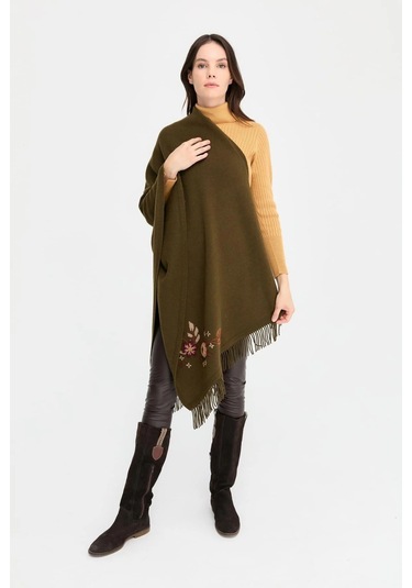 Desen Triko Kadın Papatya İşlemeli Püsküllü Yün Şal 24028 A. Yeşil A. Yeşil