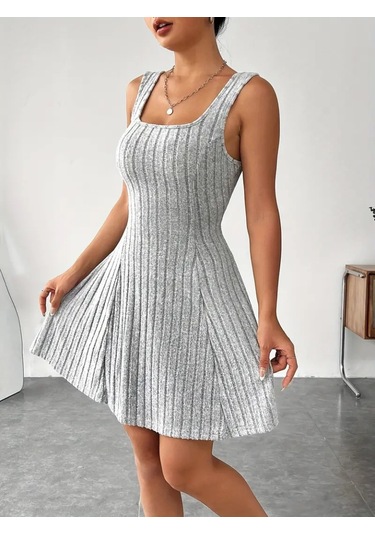 Kadın Uzun Kollu Kapüşonlu Ceket Üst Ve Askısız Kare Yaka A Kesim Şardonlu Kaşkorse Elbise Gri