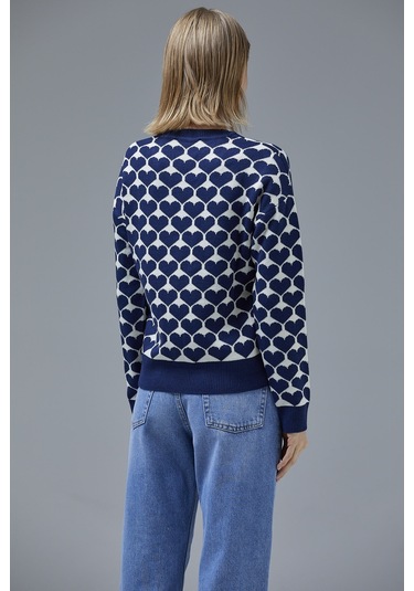 Kalp Desenli Sıfır Yaka Triko Kazak - Lacivert 001