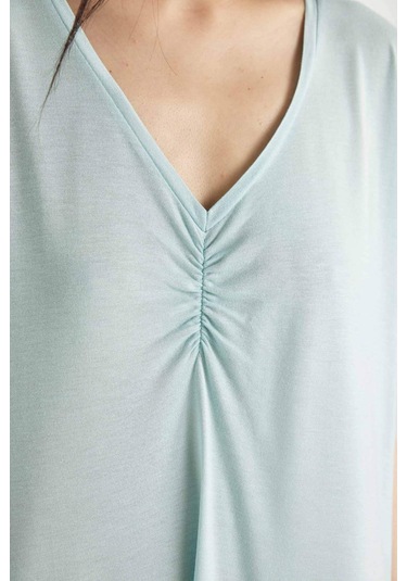 DeFacto V Yaka Viskon Kısa Kollu Gecelik-Fall in Love D0955AX24SMGN1113