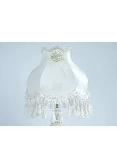 Dekovien Kadife Kaplı Çiçek Dekorlu Beyaz Abajur