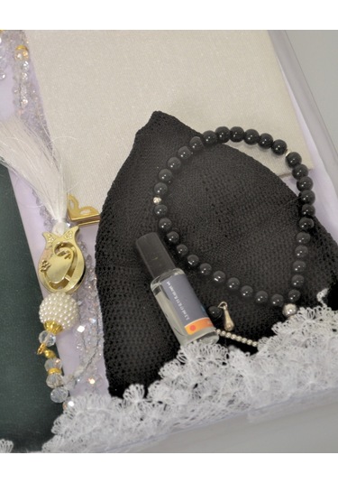 Dini Nikah Seti Kurdeleli Özel Kutu Dini Nikah Defteri, Kadife Yasin, Gelin Başörtüsü, Kristal Tesbih, Gül Suyu, Takke, Esans