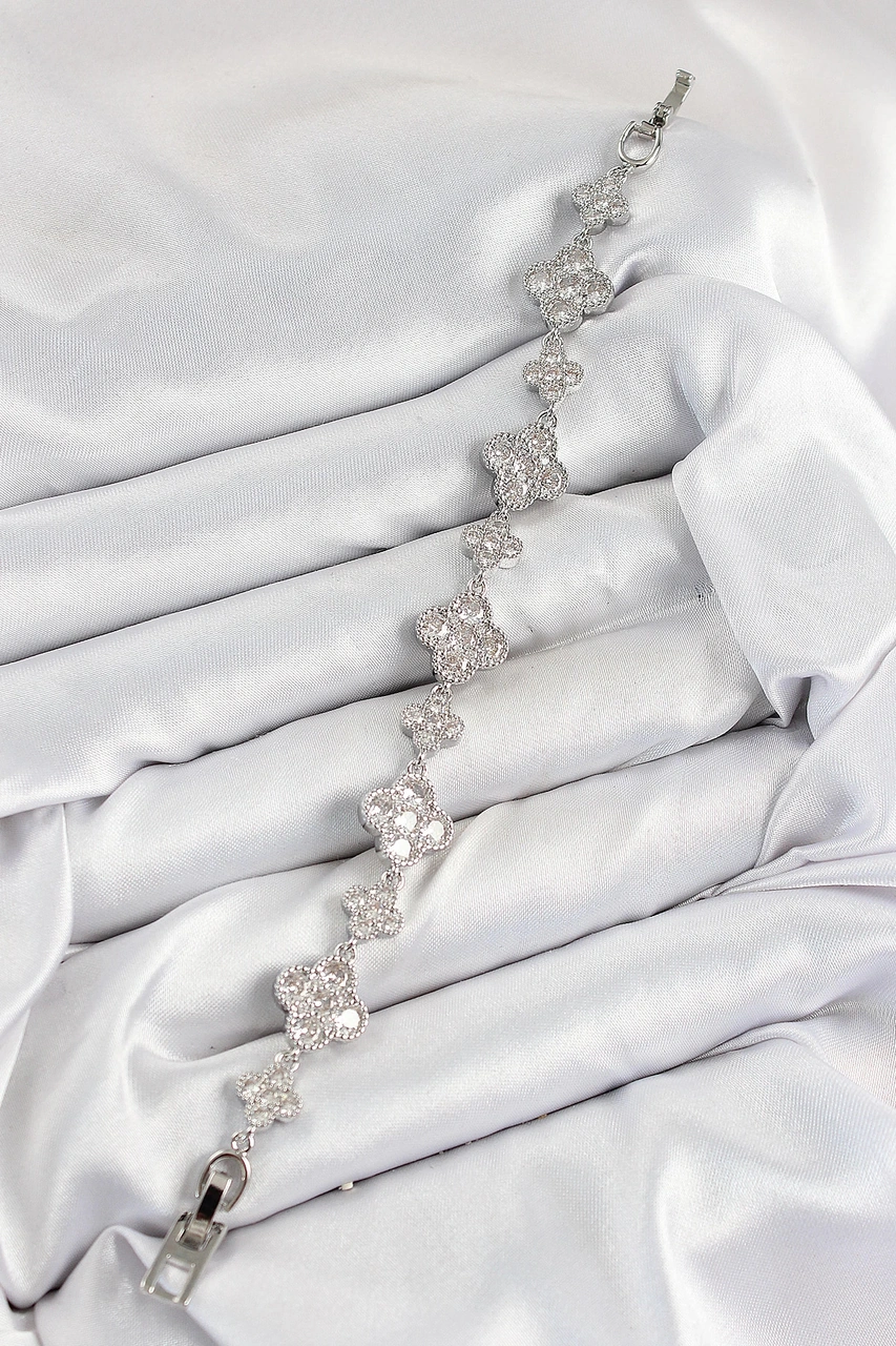 Dodes Dodes Pirinç Zirkon Taşlı Yonca Model Gümüş Renk Vıp Seri Kadın Bileklik Tg27bb7521 Çok Renkli