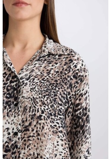 DeFacto Oversize Geniş Kalıp Yılan Derisi Desenli Maroken Uzun Kollu Gömlek D5270AX25SPBG324