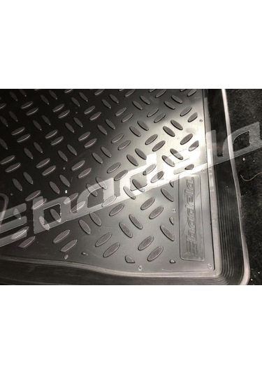 Havuzlu Paspas Ford Fıesta 2002-2008 Kasa Kokusuz Kaucuk Siyah 5D