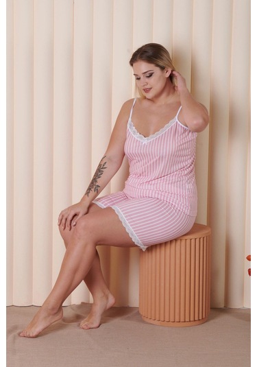 Kadın Pembe Çizgili Büstiyerli Dantel Detaylı Şortlu Pijama Takımı 20016 Pembe-5 Pembe