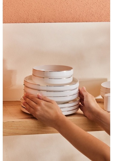 Karaca  Stream Bone Light Bach 29 Parça 6 Kişilik Yemek Takımı Gold