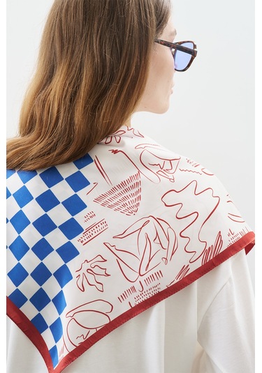 Desenli Orta Boy Saten Fular Dıvıne Dıvıne