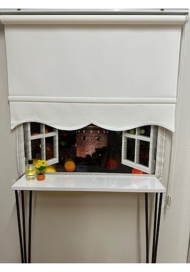 Mat Beyaz Dilimli Stor Perde Beyaz