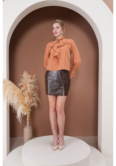 Fırfırlı Zarafet Bluz Kahverengi