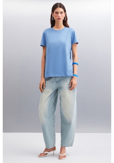 GRIMELANGE Jemmy Kadın %100 Organik Pamuk Relaxed Fit Yırtmaçlı Yuvarlak Yakalı İndigo T-shirt Indigo