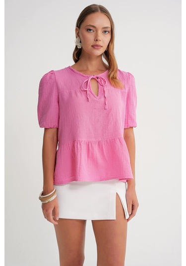 4715 Kadın Yakası Bağlamalı Kısa Kol Müslin Bluz Pembe Pembe