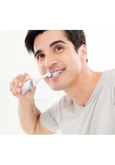 Oral-B 3D White Elektrikli Diş Fırçası Yedek Başlığı 4'lü