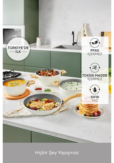 Karaca X Refika Birgül Swiss Crystal 15 Parça Çeyiz Seti