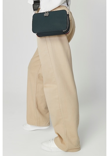 Morpelikan Yeşil Kabartma İki Bölmeli Kadın Omuz Çantası Yeşil