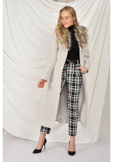Kürk Yakalı Kaşe Kadın Kaban Ekru