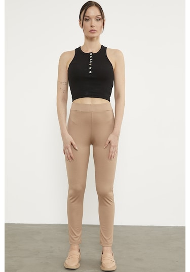 Süs Cepli Aksesuar Detaylı Tayt - Bej 001