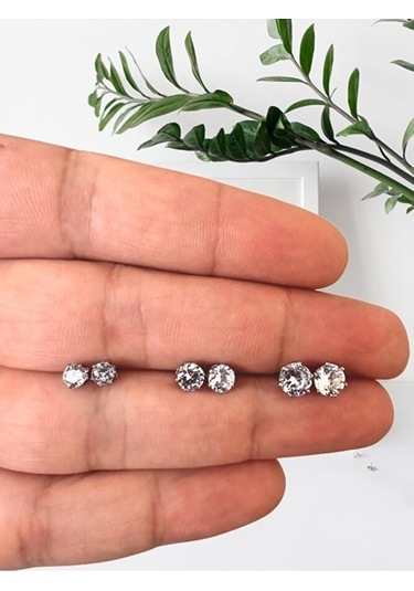 Cerrahi Çelik Üç Çift Tek Taşlı Küpe Üç Farklı Boy Gümüş Renk 2 x 3