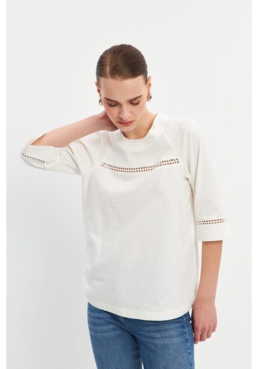 Stella Pulvis Ekru Dantel Detaylı Reglan Kol Bluz Ekru